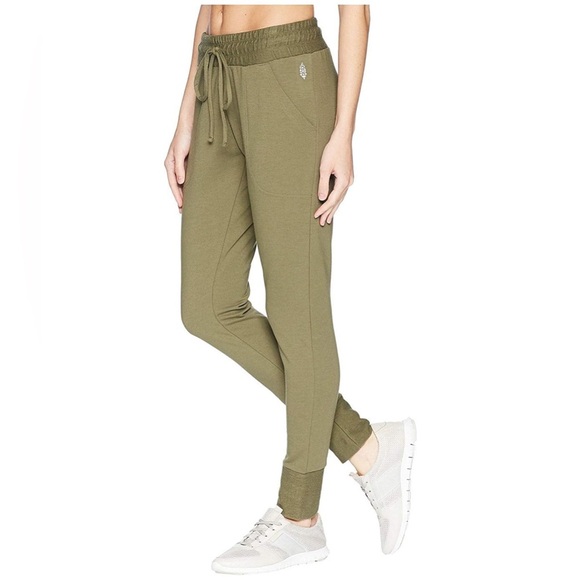 Free People Movement Women's Small Sunny Skinny Sweatpant Everest Olive Terry - Picture 1 of 15